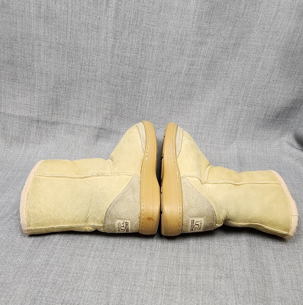Uggs Original Australia Ankle Pure Natural Sheepskin Boots. 8 - Picture 7 of 10